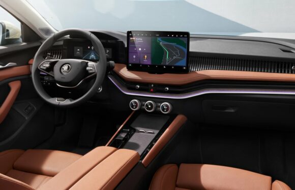 New 2024 Skoda Superb: high tech interior revealed