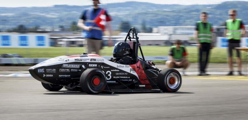 Students Set New EV Acceleration World Record: 0-62 MPH In Less Than A Second