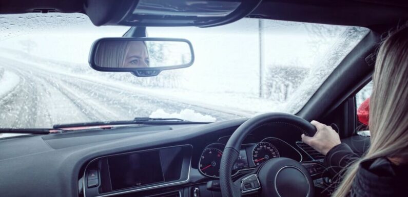 ‘I’m a car expert – you’ve been de-icing windscreens wrong’