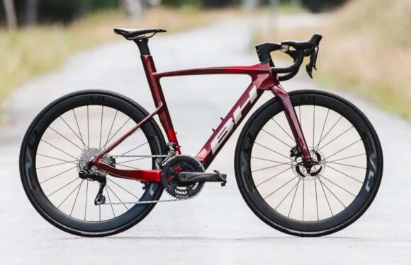 Spanish Brand BH Unveils iAerolight Lightweight Electric Road Bike