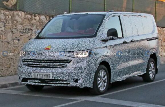 Next-Gen VW Transporter Spied Looking A Lot Like A Ford