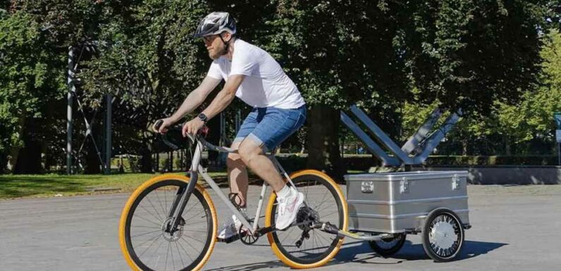This New Bike Trailer Has Two Motors To Lighten Your Load