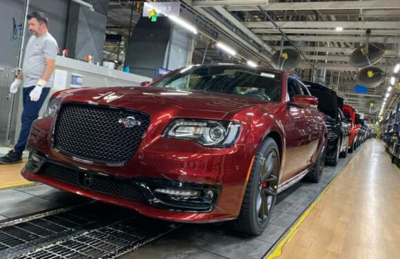 The Chrysler 300 Is Officially Dead